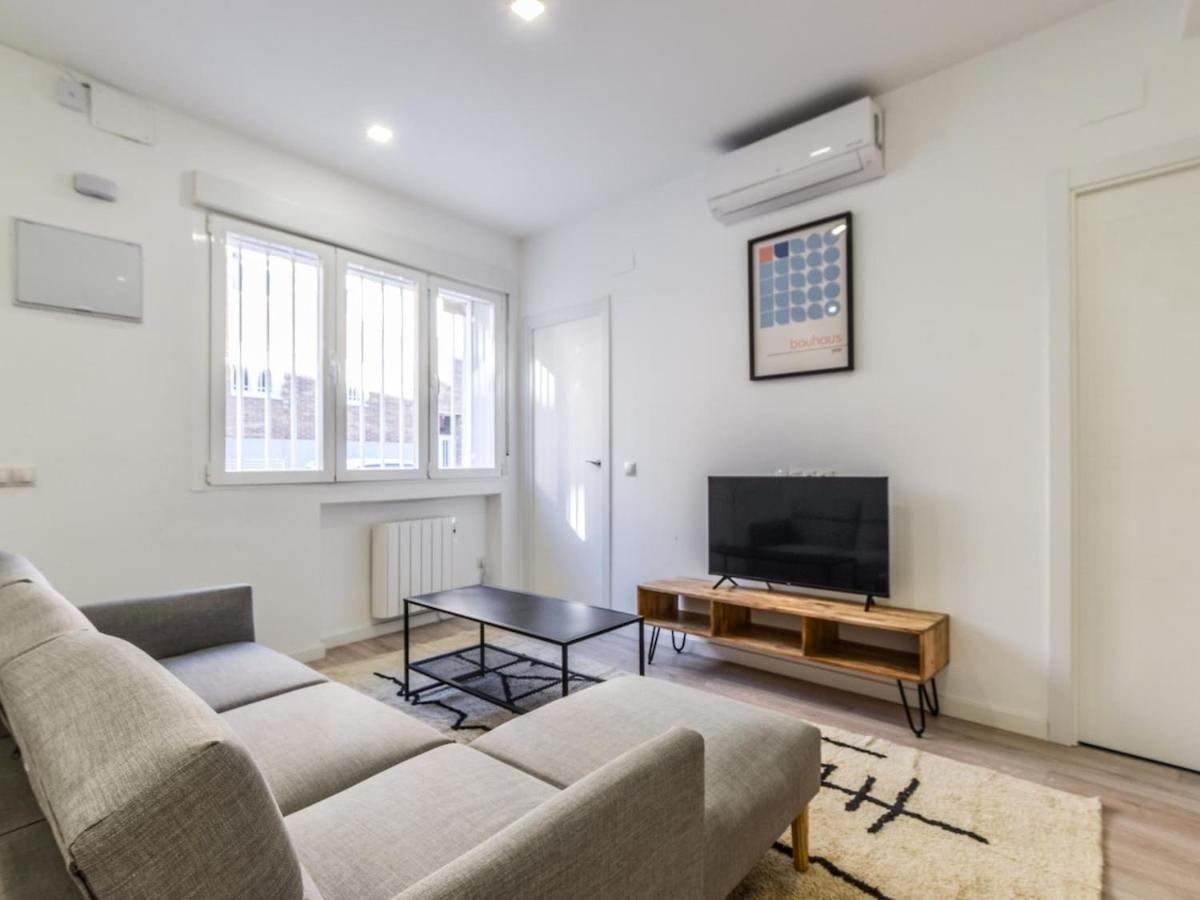 Apartamentos En Madrid Rio Reformados Alquiler Temporal Exterior foto