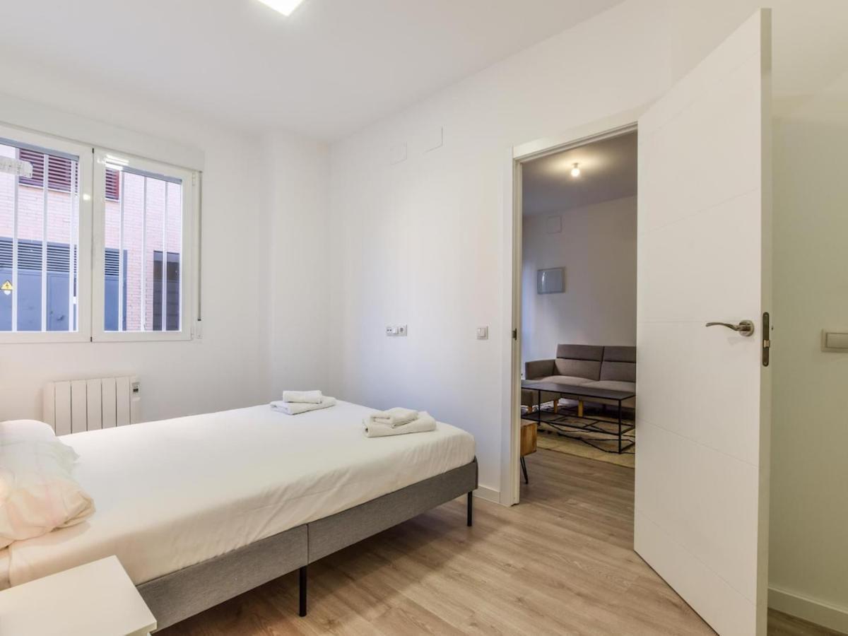 Apartamentos En Madrid Rio Reformados Alquiler Temporal Exterior foto