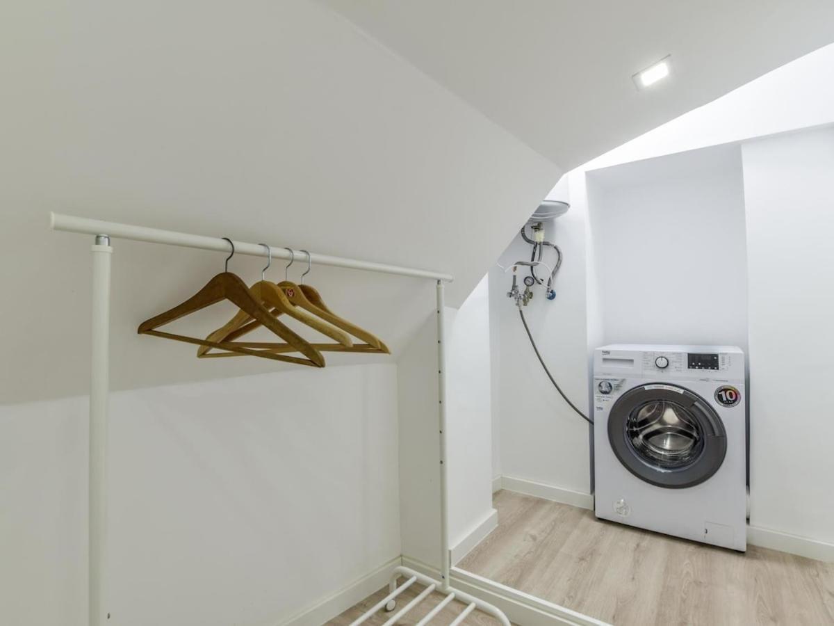 Apartamentos En Madrid Rio Reformados Alquiler Temporal Exterior foto