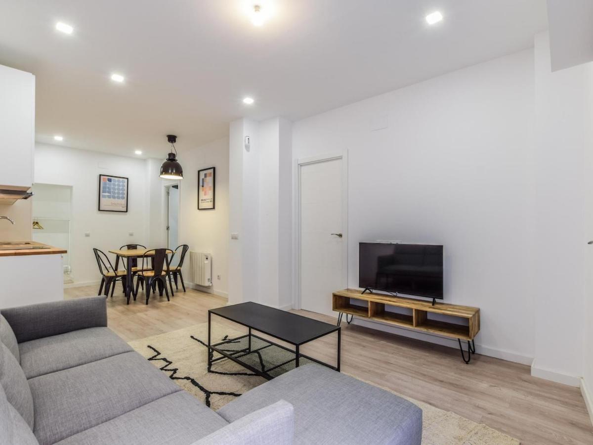 Apartamentos En Madrid Rio Reformados Alquiler Temporal Exterior foto